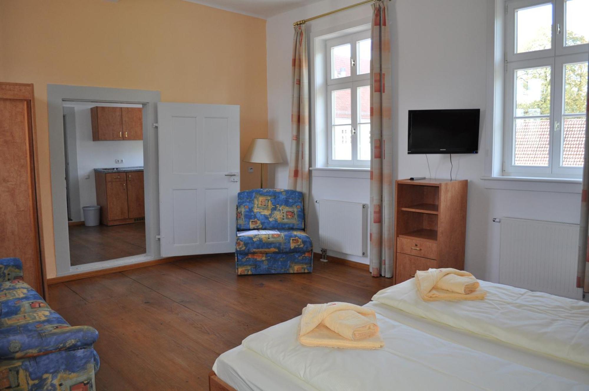 Schlosshotel Am Hainich Behringen  Стая снимка