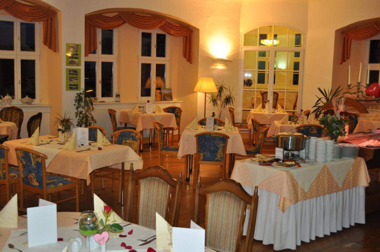Schlosshotel Am Hainich Behringen  Екстериор снимка